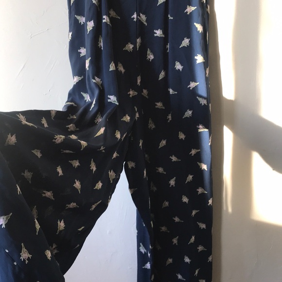 Flynn Skye blue floral jumpsuit sz med tie front - Picture 3 of 8